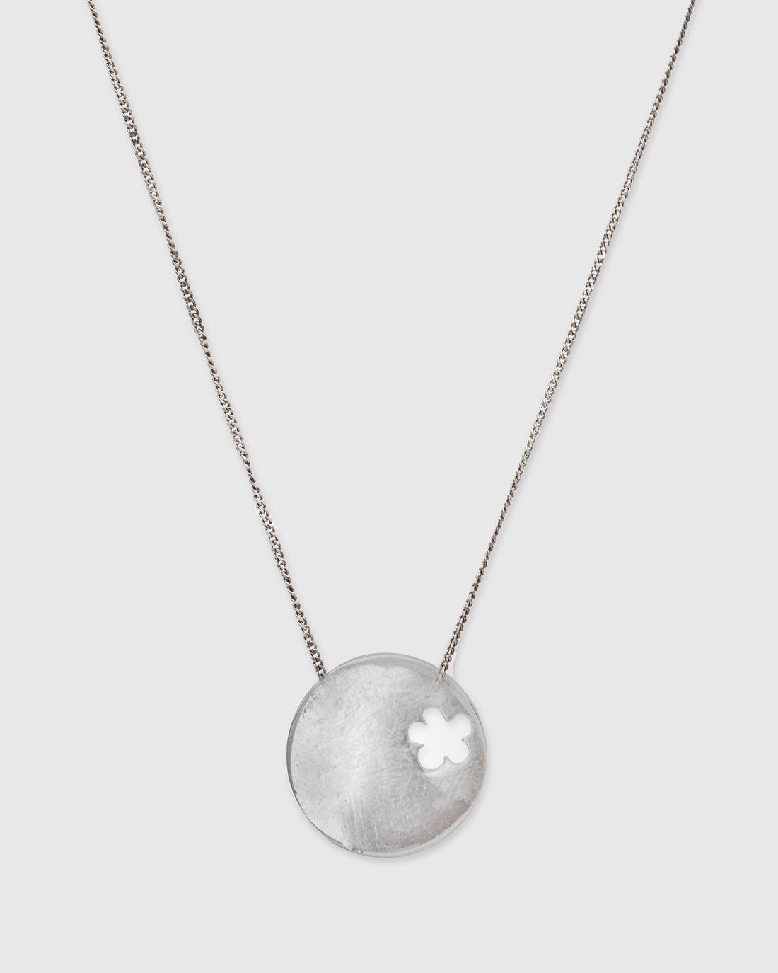 Daisy Cut Out Necklace