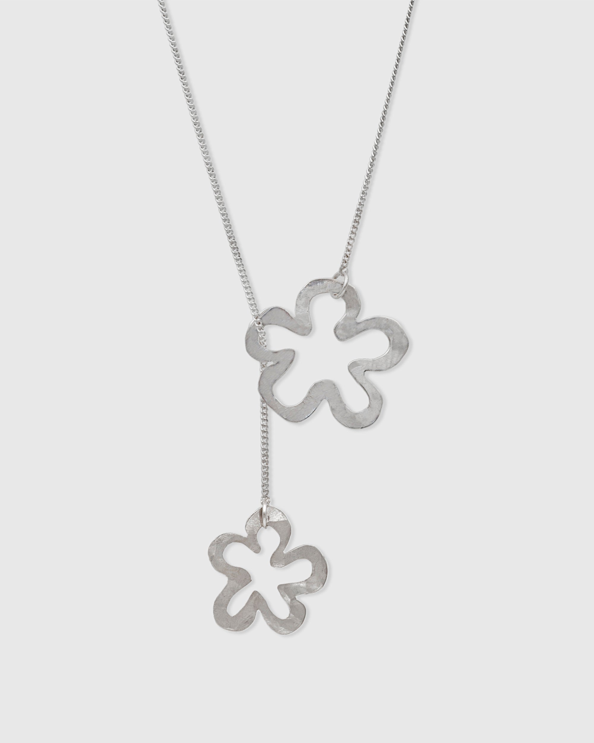 Daisy Lariat Necklace