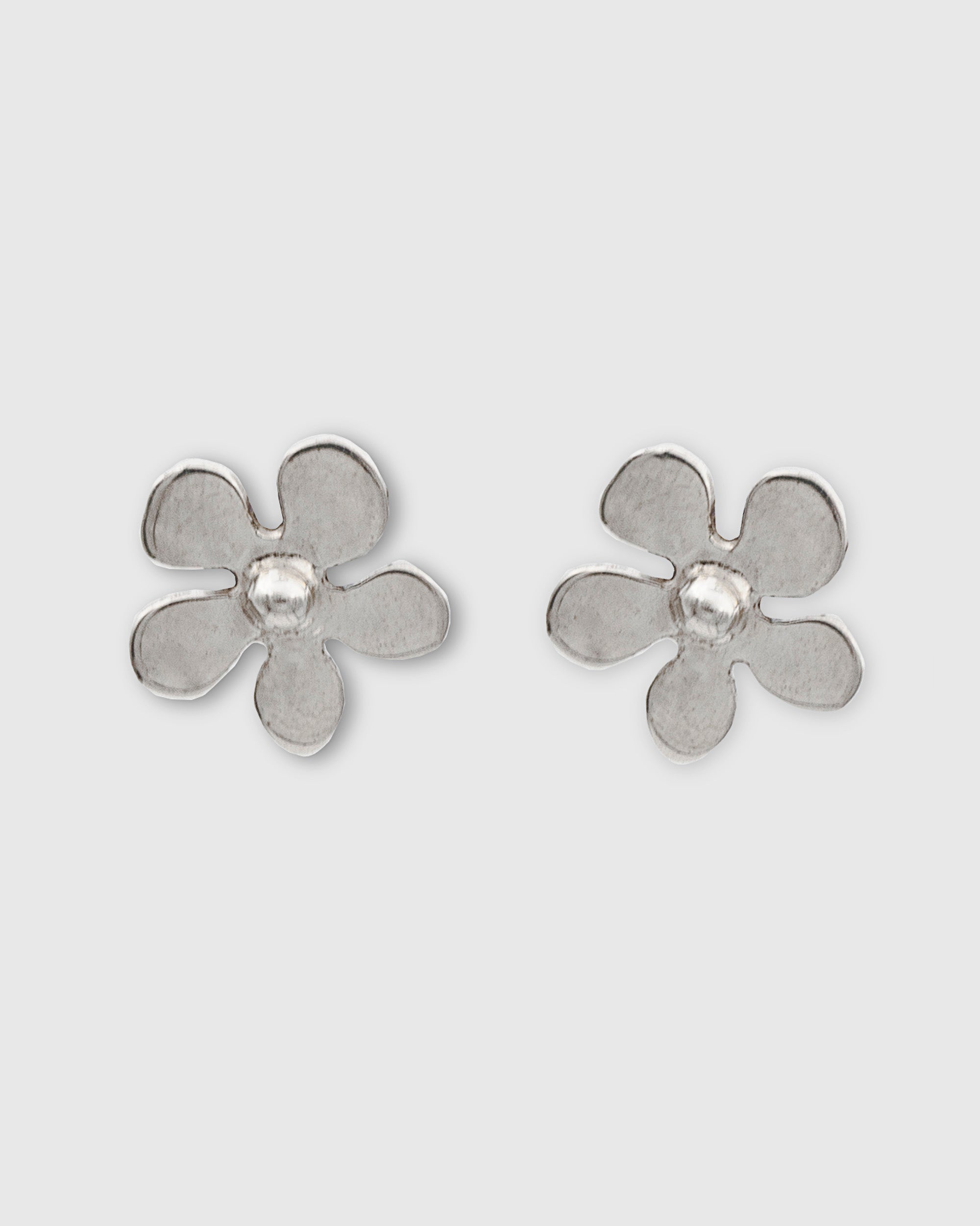 Solid Daisy Stud Earrings