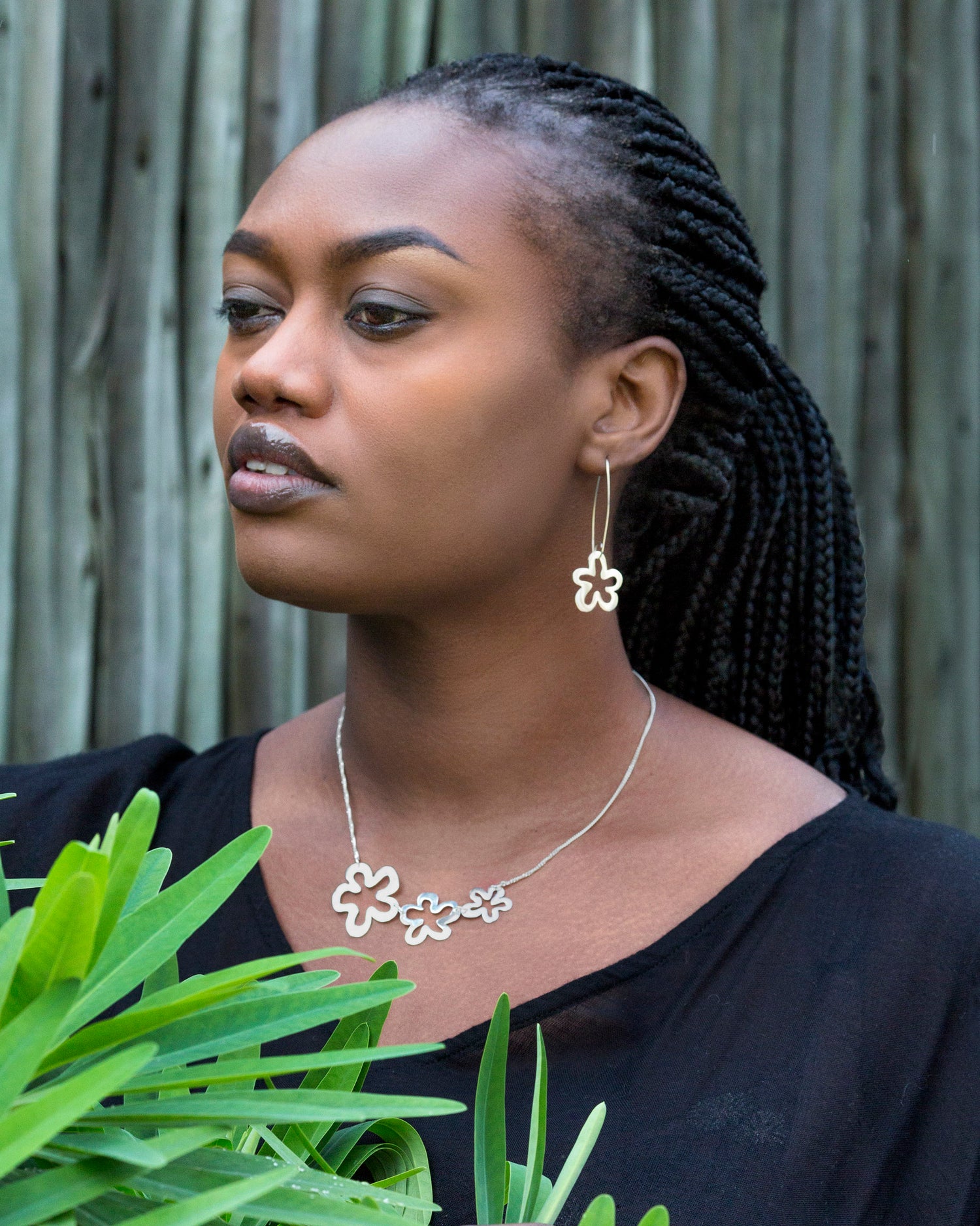 Bold Daisy Earrings